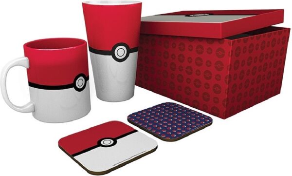 Pokemon Poke Ball Deluxe Gift Set