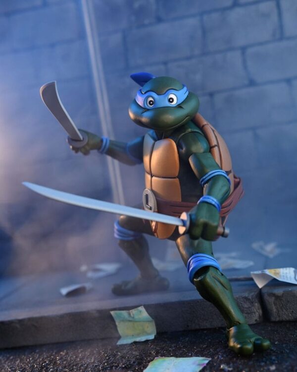 Teenage Mutant Ninja Turtles (Cartoon) Ultimate Leonardo VHS Neca Figure