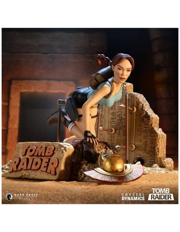 Tomb Raider Lara Croft Classic Era 1996 Dark Horse Comics Statue