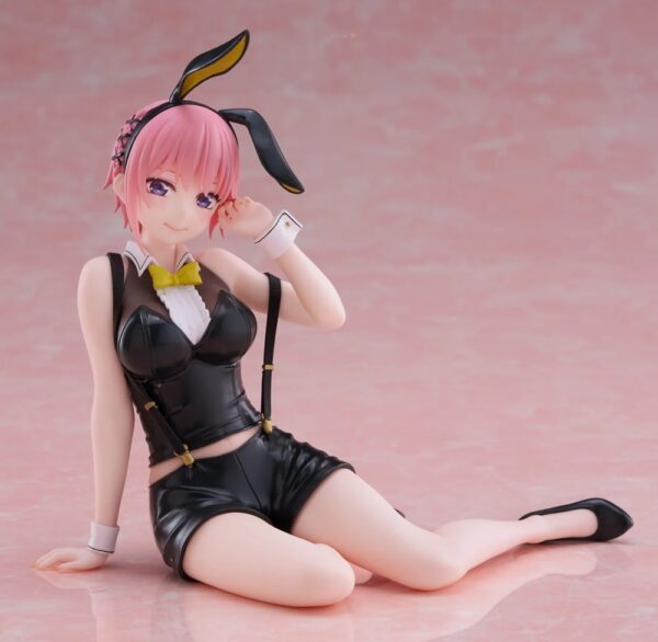The Quintessential Quintuplets Desktop Cute Ichika Nakano Bunny Ver. Taito Figure