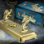 Harry Potter Hufflepuff Wand Display Noble Collection