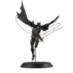 DC Direct Designer Series Batman (by Dan Mora) McFarlane Statue 40cm