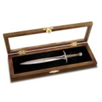 The Lord Of The Rings Sting Letter Opener Noble Collection