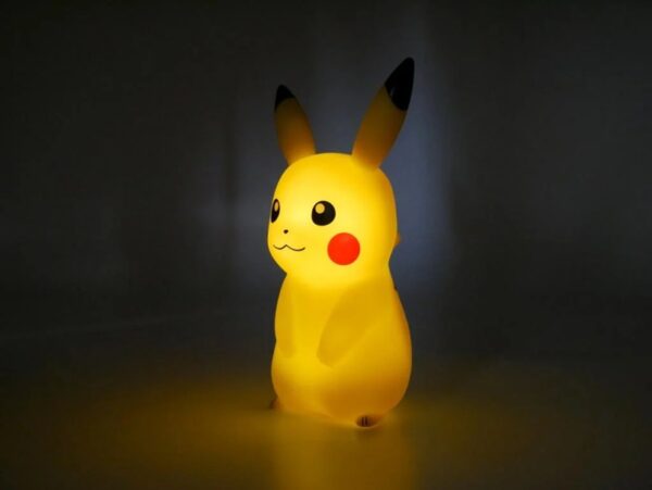 Pokemon Pikachu Light Up Figure