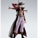 One Piece Dracule Mihawk Hawkeye S.H.Figuarts Tamashii Nations Figure