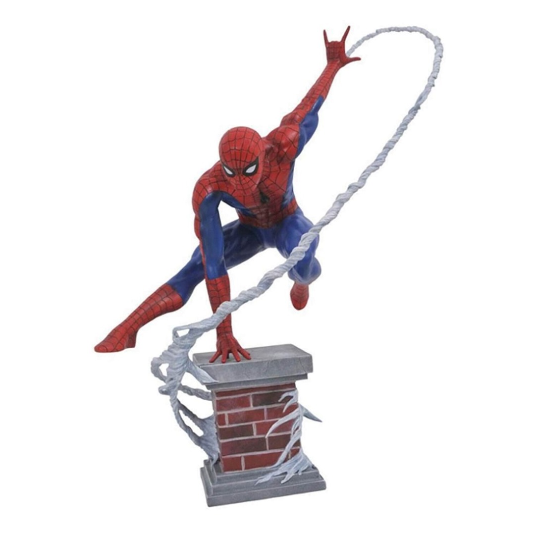 pos-0699788824757-72b98c3ac14c316141237ce77c507ba1.jpg Diamond Select Marvel Spider-Man Figure - Image 1