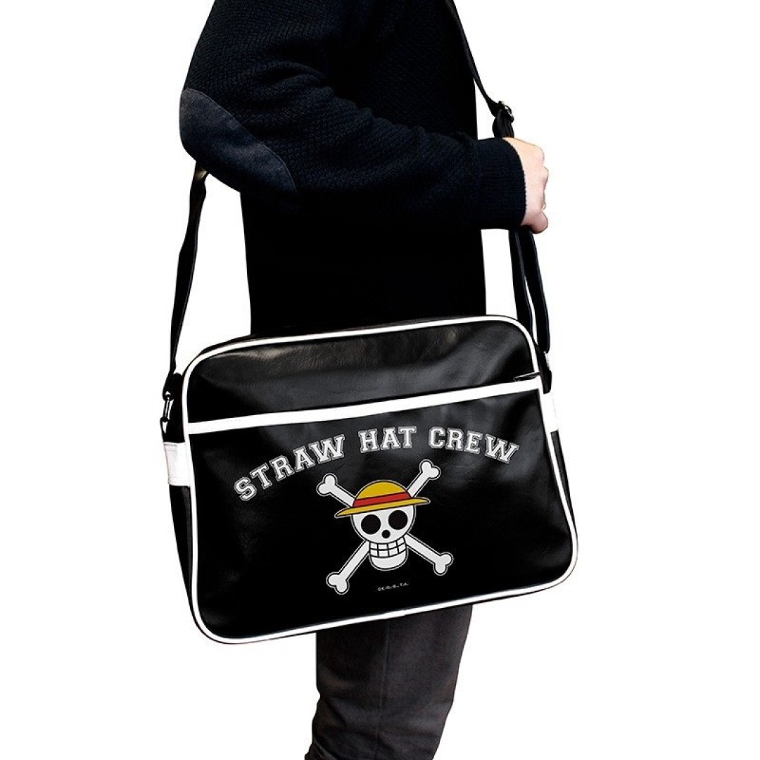415d13c355dc44ce4de19ee1b63dd30d-1.jpg One Piece Skull Messenger Bag - Image 1