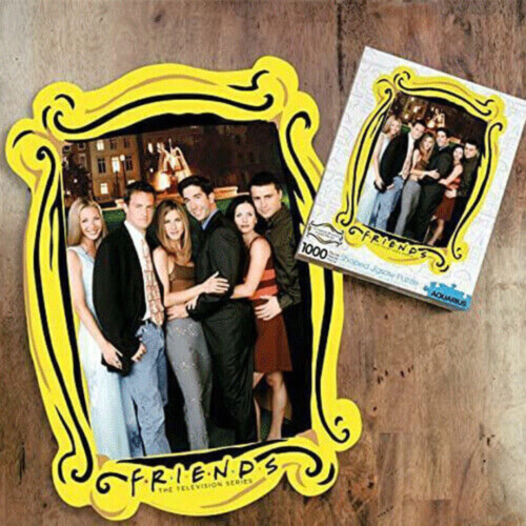 4f79fa84b7bc15ef4e92703115acb733-1.jpg Friends Water Fountain Diecut Puzzle 1000 Pieces - Image 1