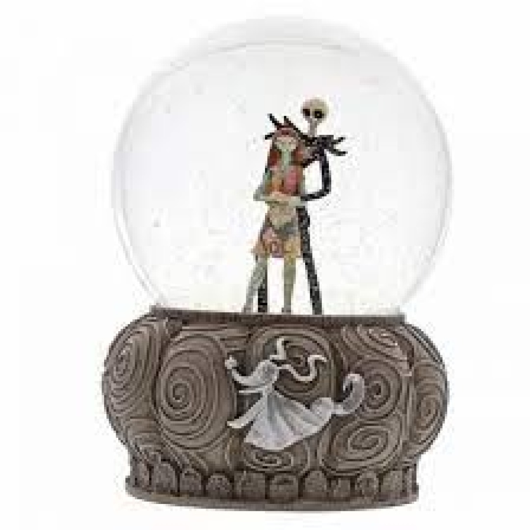 5cb5678da50fc24f22eb3c89b2ce36d5.jpg Disney Showcase Nightmare Before Christmas Snowglobe - Image 1