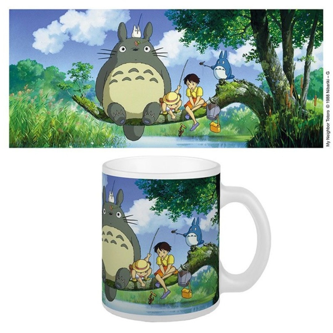 e40e916de8c817aa819c3ba9e4209913.jpg Studio Ghibli Totoro Fishing Mug 300ml - Image 1