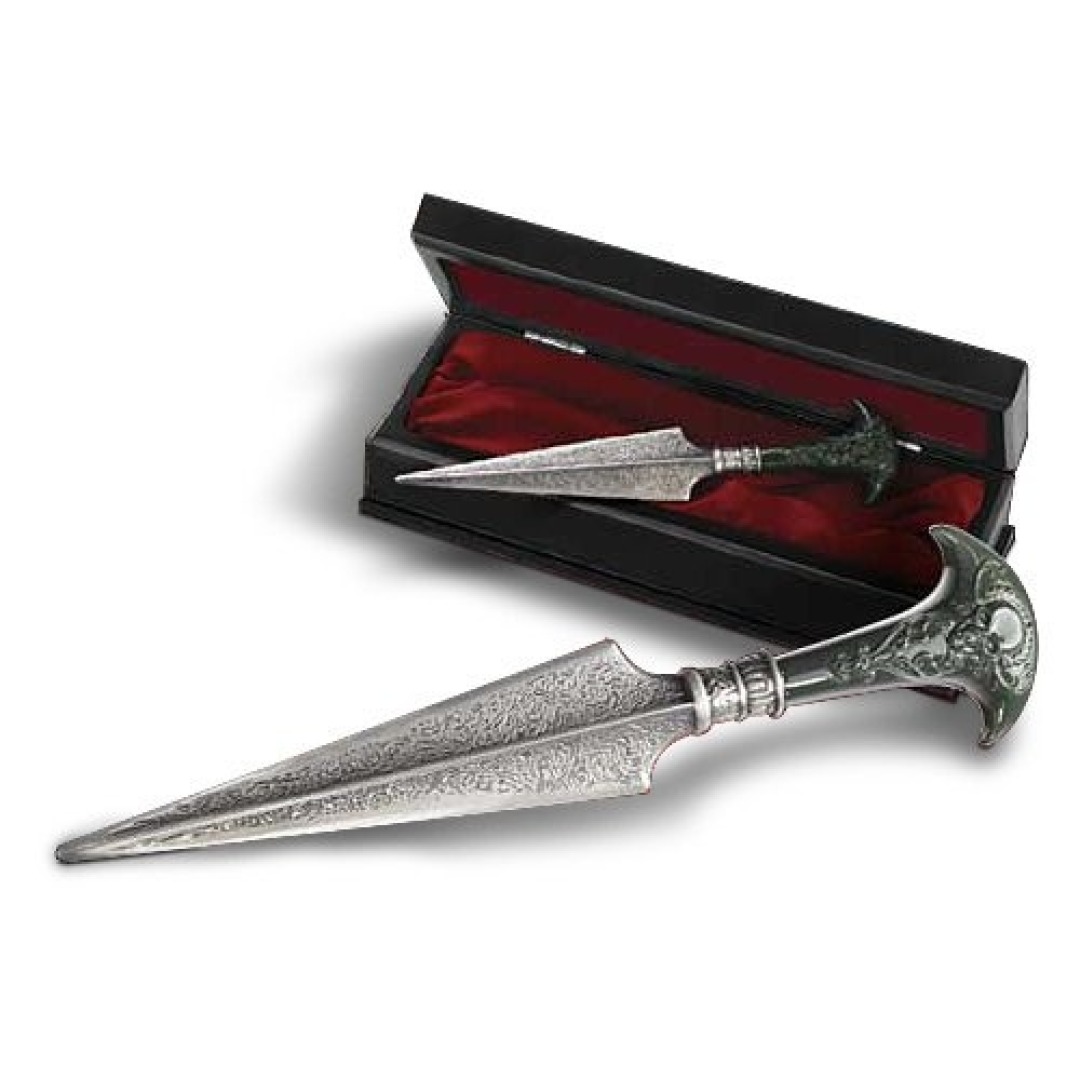 ed95ea024a607e38b21ea20299bf4423.jpeg Harry Potter Bellatrix Lestrange Dagger Noble Collection - Image 1