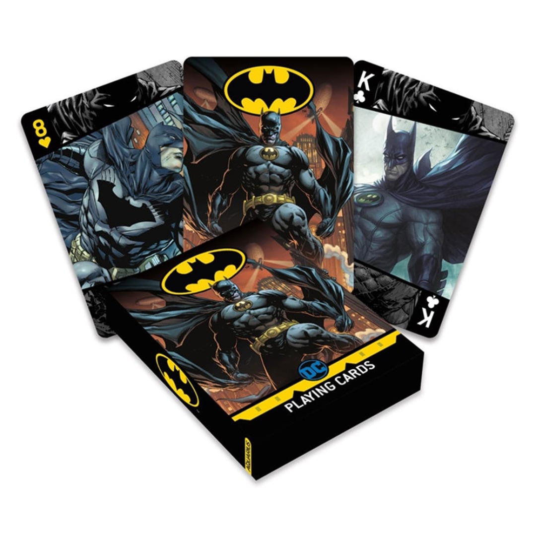 f31a3adbe389a045d47789202e8a7ee9.jpg DC Comics Batman Playing Cards - Image 1