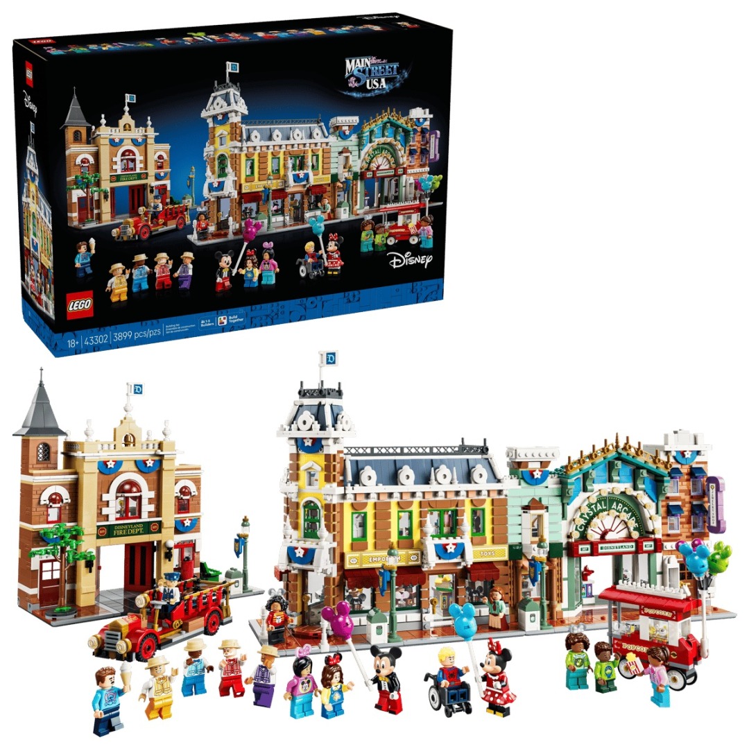 020e554f89f54dc83f2bd5a67f938492.jpg LEGO Disney 43302 Disney Main Street U.S.A. - Exclusive - Image 1