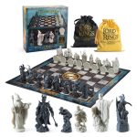 The Lord Of The Rings Battle for Middle-Earth Noble Collection Chess Set