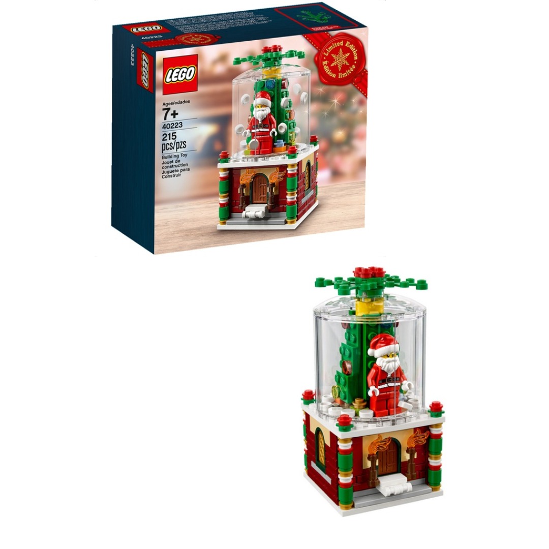 c24942ce89d2f3b624bbb56e3dc42b3d.jpg LEGO Seasonal 40223 Christmas Snowglobe - Retired - Image 1
