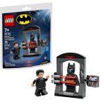 LEGO DC 30726 Batman: Bruce Wayne and The Batsuit