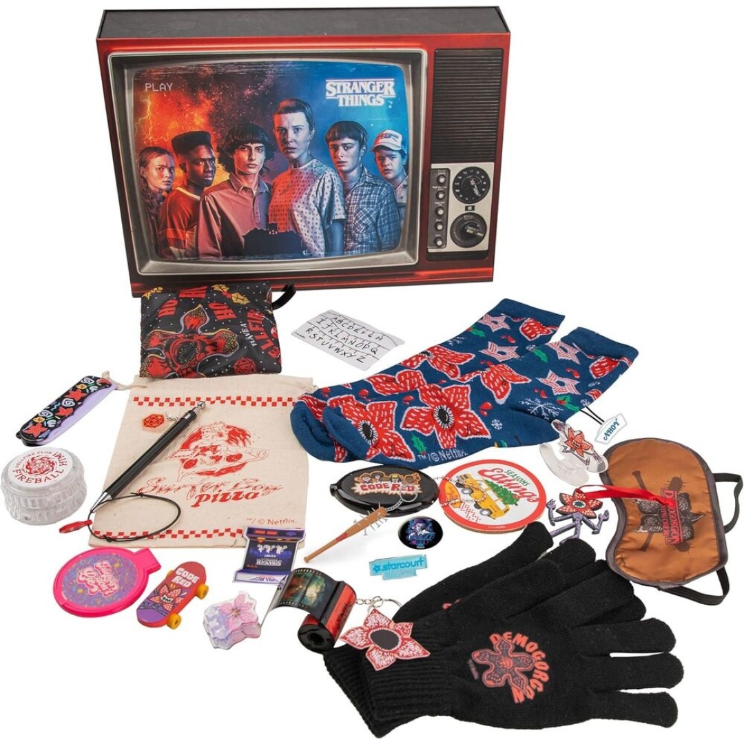 1496372035d74062ae145561bac855eb.jpg Stranger Things Deluxe Advent Calendar - Image 1