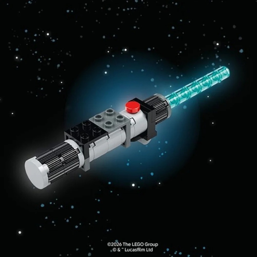 34a9c19354e7e5d9eb194cc228e87eee.jpg LEGO Star Wars 6626053 Lightsaber - Exclusive - Image 1