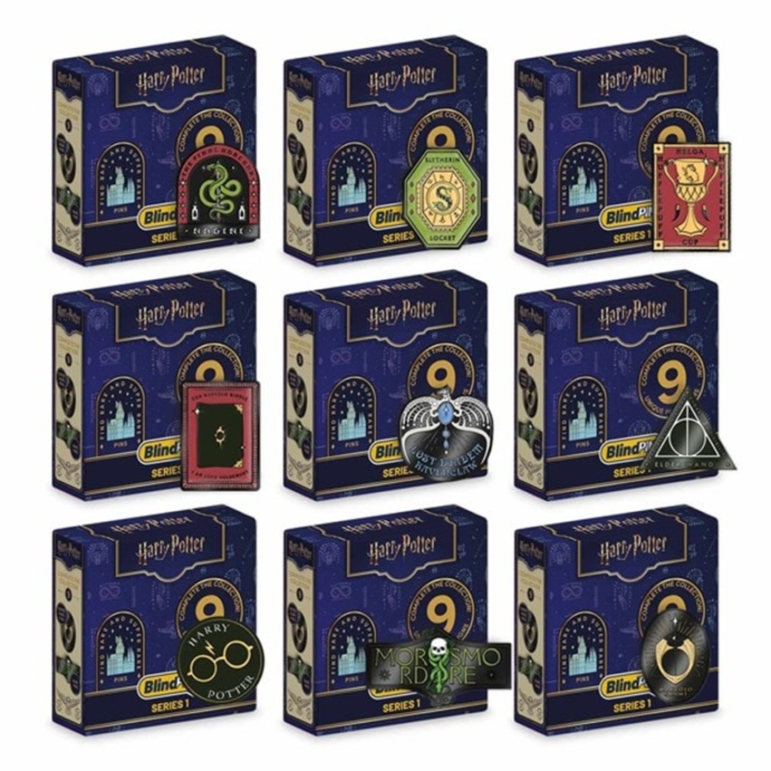 e4df2815b8b64443b63c2cd742c7c757.jpg Harry Potter Mystery Pin - Image 1